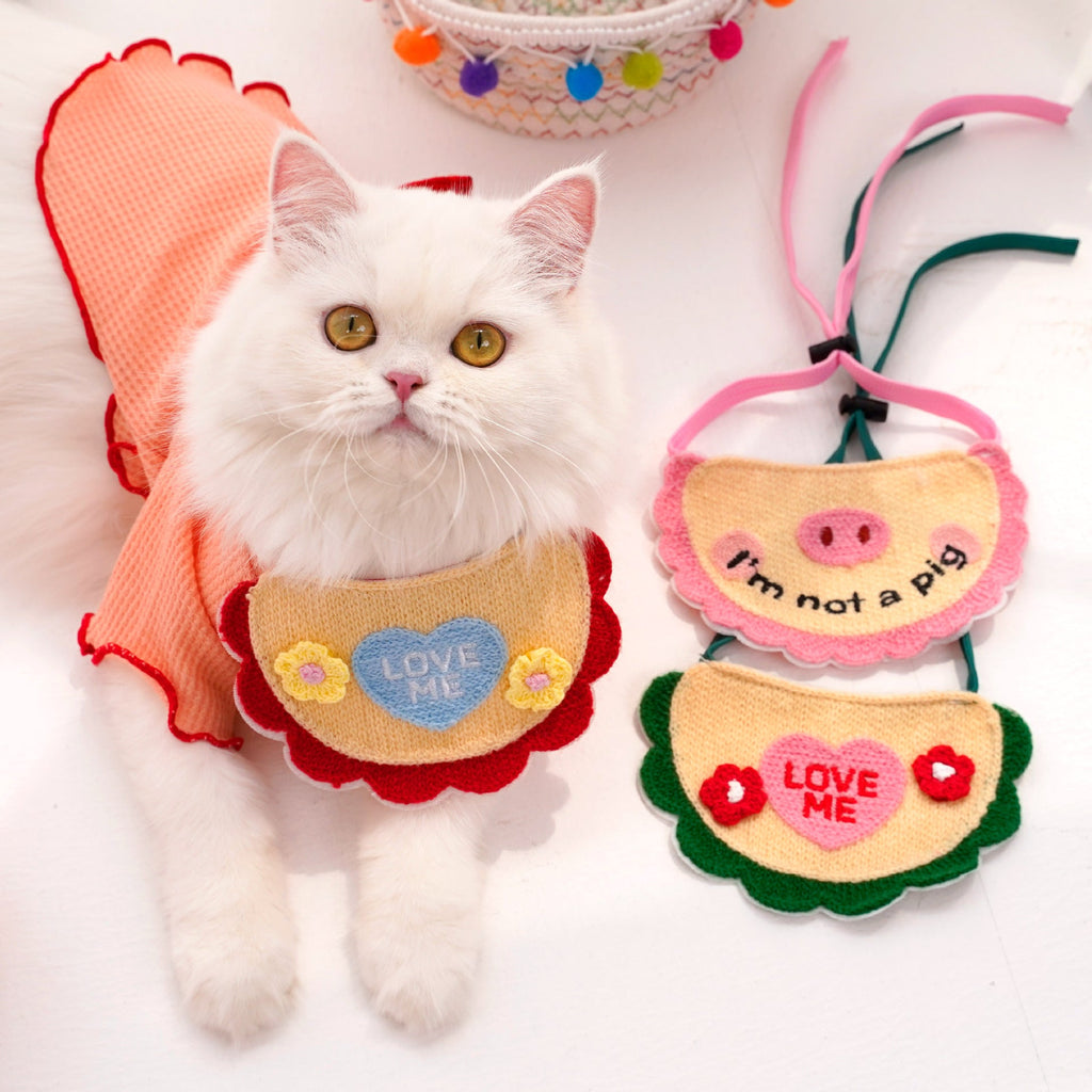 Pet-style Lace-up Embroidered Cat Bib